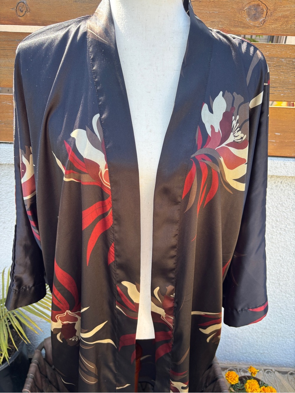 HANA LONG KIMONO ROBE - Picture 2 of 9